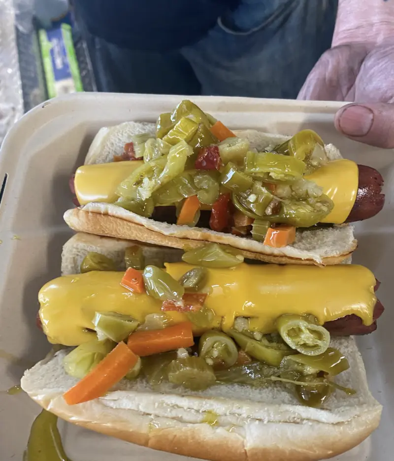 Reggies on Wheels food truck