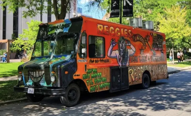 Reggies on Wheels food truck