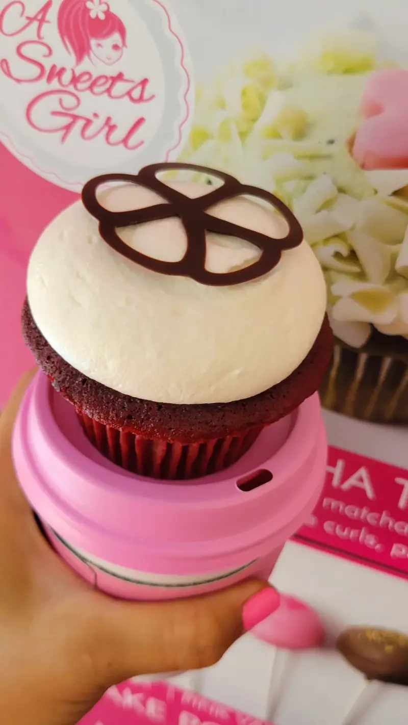 A Sweets Girl food truck