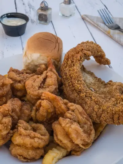 Fried Shrimp and Fish Basket