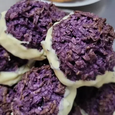 Ube Coconut Macaroon