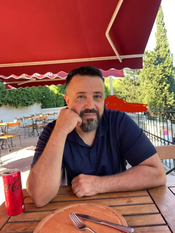 Ali Alzubaidy - owner of Smart Drinks