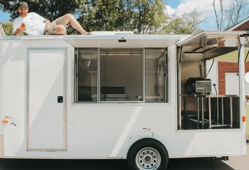 Fatty Matty's Pizza - Pizza food truck