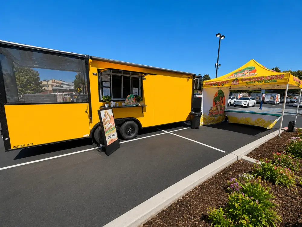 2 Little Sistas Food Truck Catering